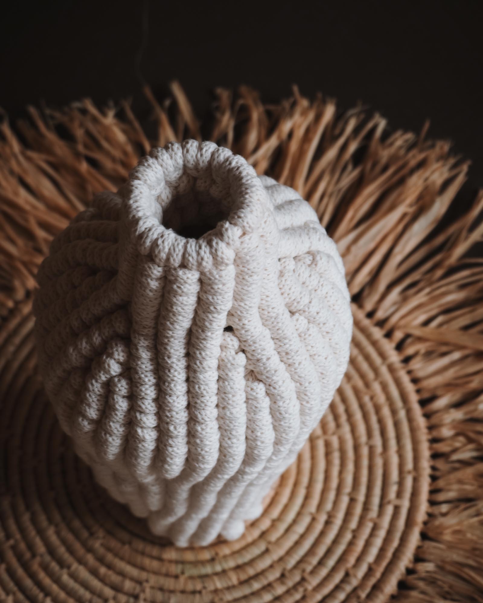 Cocoon macrame flower vase tutorial